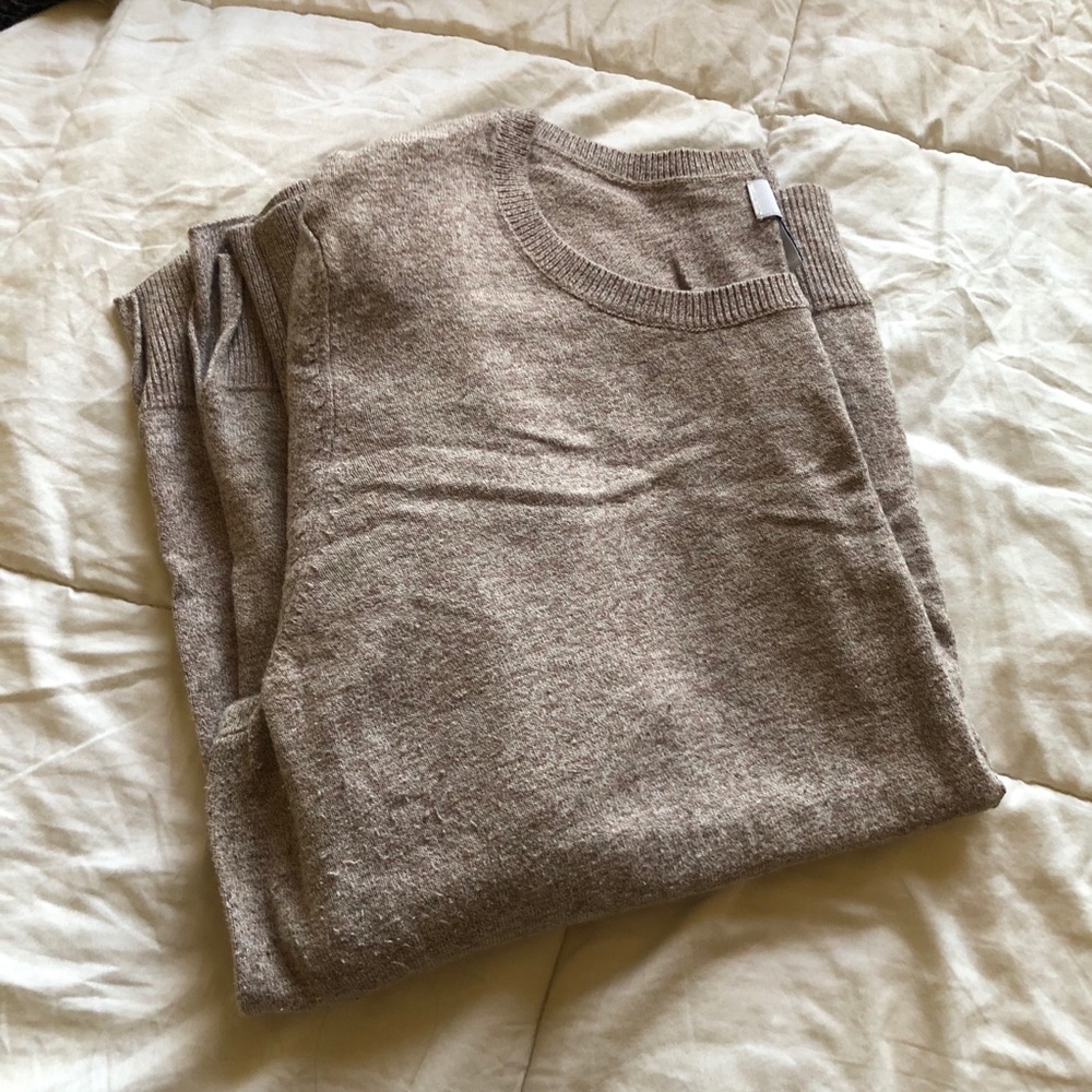 Old Navy Long Sleeve Sweater